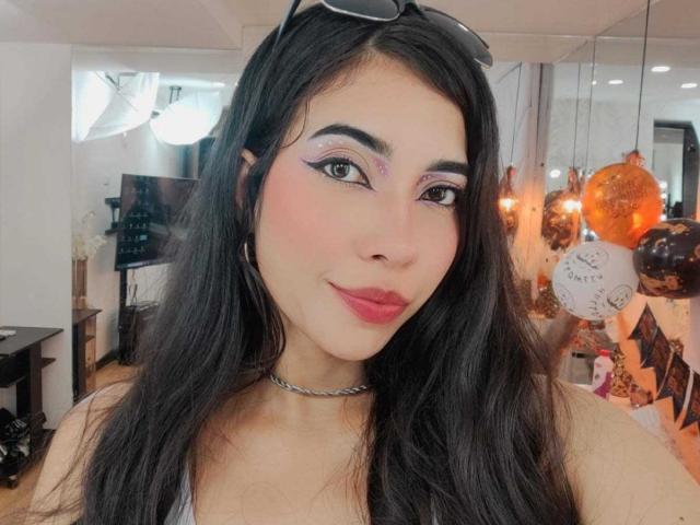 DaphneGrayx - Camera khiêu dâm &amp; quyến rũ trực tiếp - 23470089
