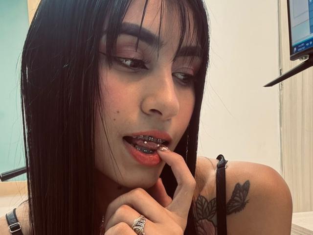 AlysonMoss - Élő pornó és szexkamera - 23470161