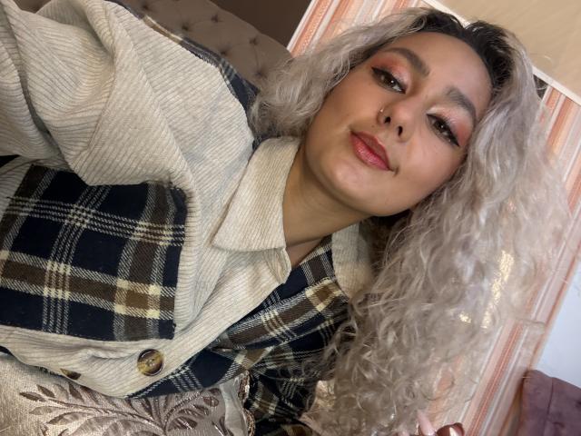 FloraSaenz - Live porn &amp; sex cam - 23472065