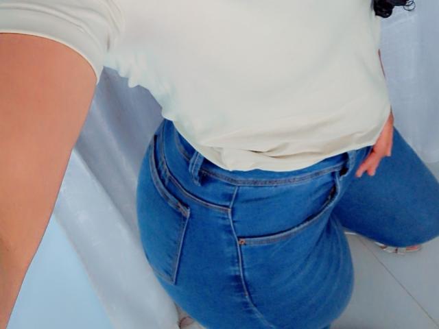 JackelineRoset - Live porn &amp; sex cam - 23481661