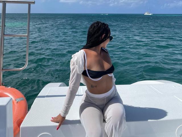 AlessiaFerry - Live sexe cam - 23482389