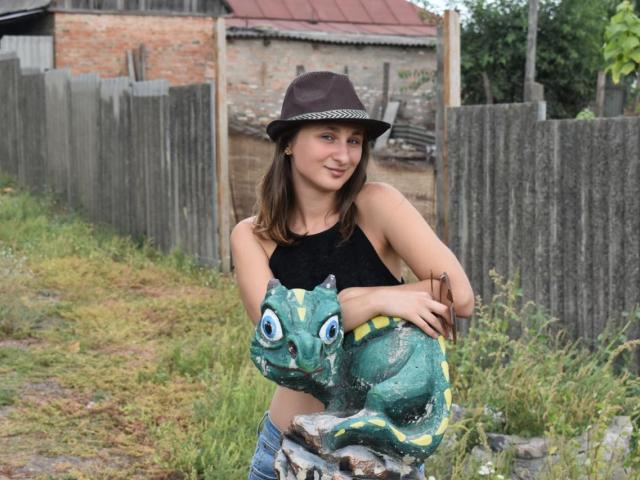 MichelleHotX69 - Live porn &amp; sex cam - 23482573