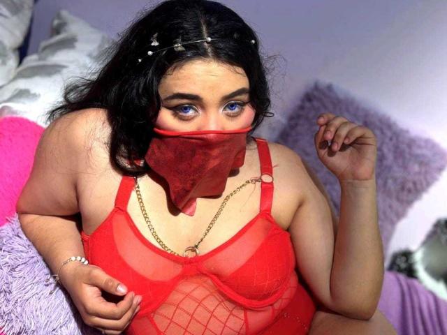 AishaGhulam - Live sex cam - 23484605