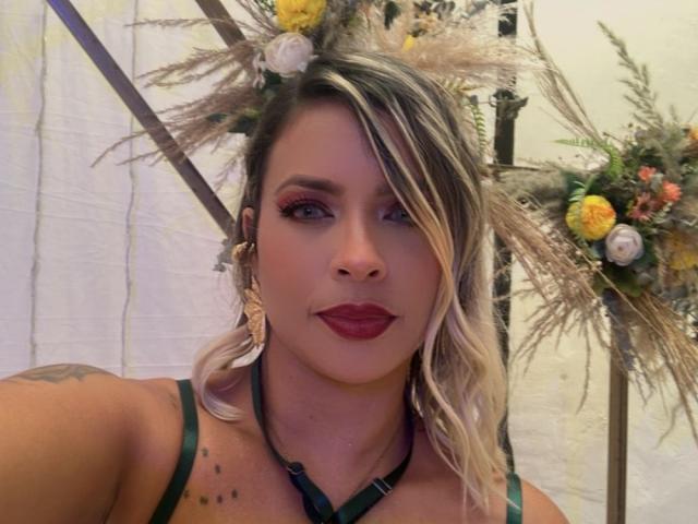 ChantalSex69 - Élő pornó és szexkamera - 23484805