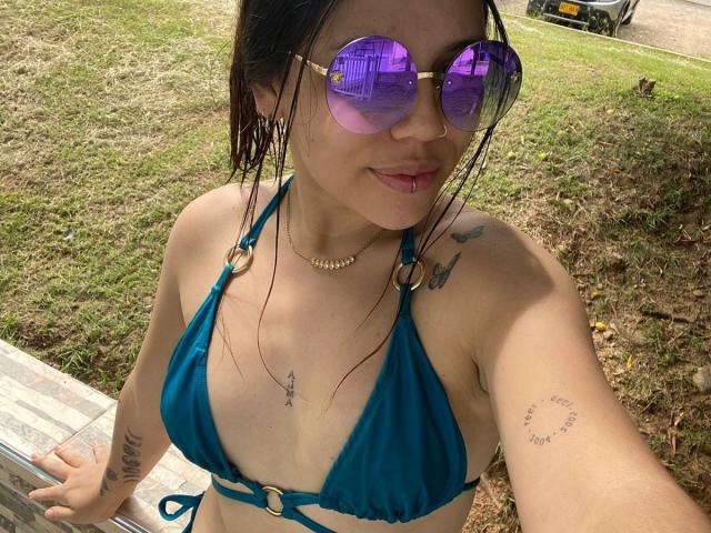 SophiaMarx - Live sex cam - 23484853