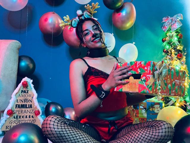 KattyBerry - Live Sex Cam - 23484933