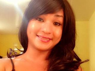 HotLoverTs - Webcam hard avec cette Transsexuel de type asiatique sur le service XloveCam 