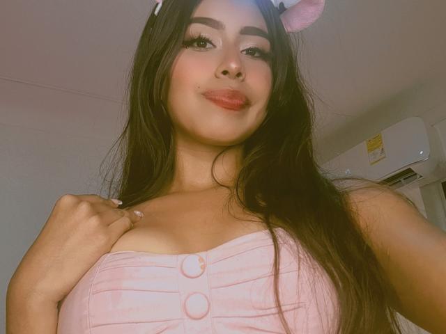 CaterinaRomano - Live porn &amp; sex cam - 23487765