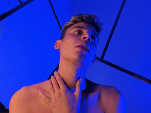 DylanRoemer - Live porn &amp; sex cam - 23491621