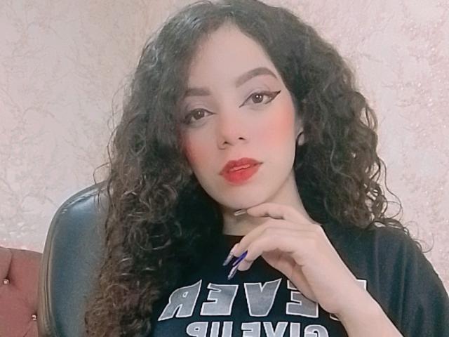 EmmaCowperr - 라이브 포르노 &amp; 섹스 캠 - 23492021