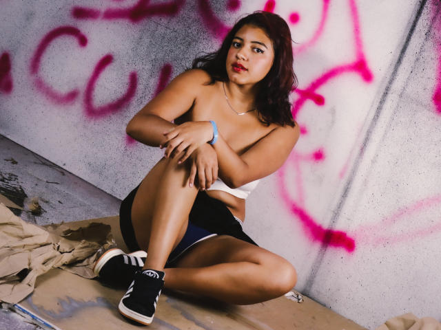 LucileFoster - Live porn &amp; sex cam - 23495097