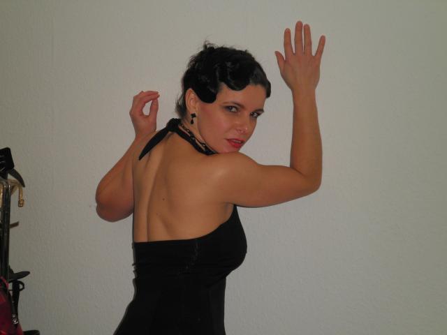 MaitresseGina-hot - Live porn &amp; sex cam - 23498289