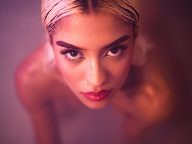 IsisAli - Live porn &amp; sex cam - 23500105