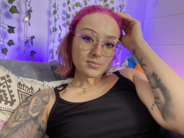 SarahRousen - פורנו בשידור חי ומצלמת סקס - 23502245