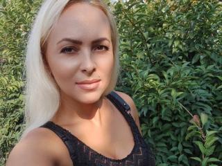 LianaFocus - Live porn &amp; sex cam - 23506661