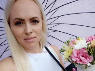 LianaFocus - Live porn &amp; sex cam - 23506677