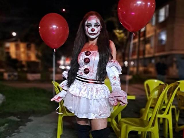 AlessiaEvans - Live porn &amp; sex cam - 23508865