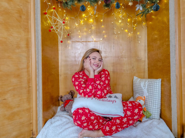 SallyVerda - Camera khiêu dâm &amp; quyến rũ trực tiếp - 23509217