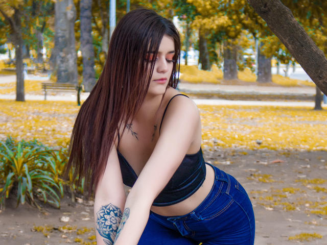 LiaHarrys - Live porn &amp; sex cam - 23511721