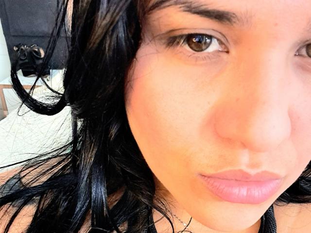 VivianaThomson - Live sex cam - 23514021