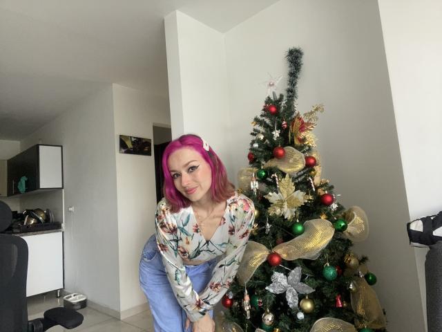 SarahRousen - Porno na żywo i seks kamera - 23516817