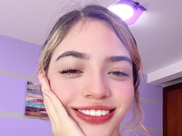 IvyCoxGlad - Live porn &amp; sex cam - 23518945