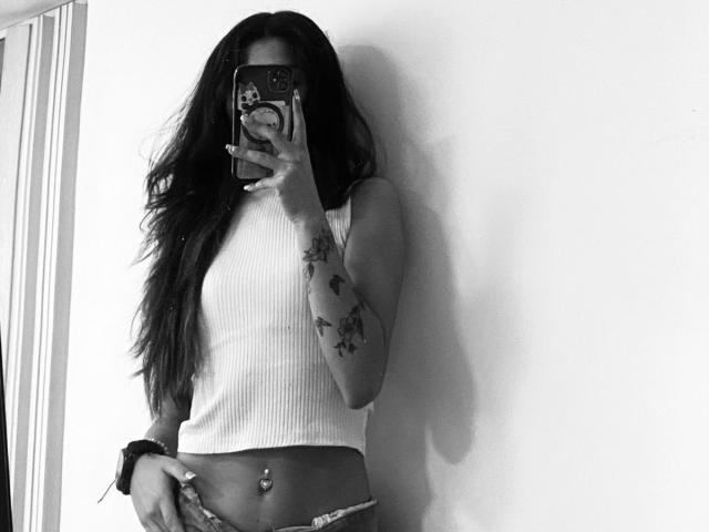 AliceHarrys - Sexe cam en vivo - 23519033