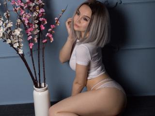 AprilNorry - сексуальная веб-камера в реальном времени - 23520301