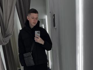 MarvinDesire - Live porn &amp; sex cam - 23520761