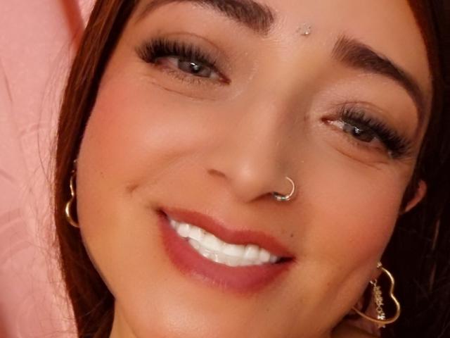 AlessadraJones - сексуальная веб-камера в реальном времени - 23532173