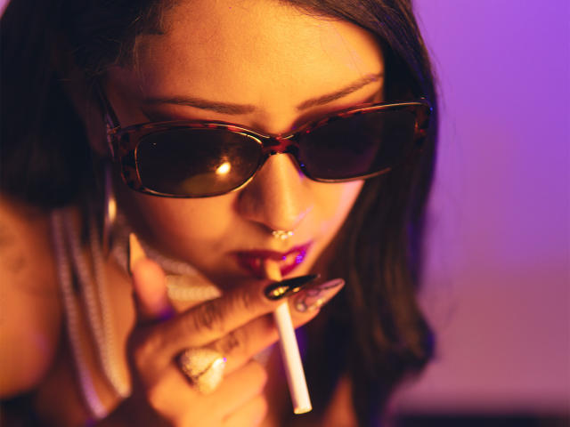 MelanieMorel - פורנו בשידור חי ומצלמת סקס - 23532381