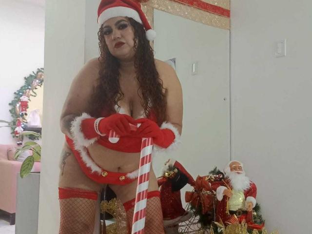 BrunaFox - сексуальная веб-камера в реальном времени - 23532477