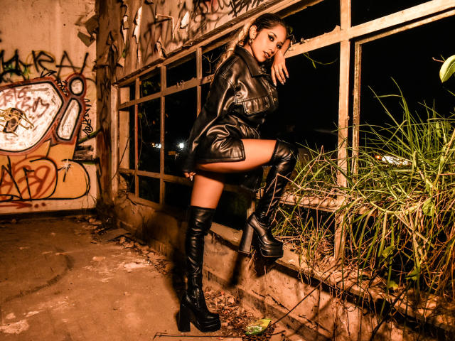 BrianaHarpers - Live sexe cam - 23532669