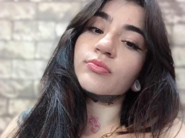 EmilyTon - Live porn &amp; sex cam - 23541393