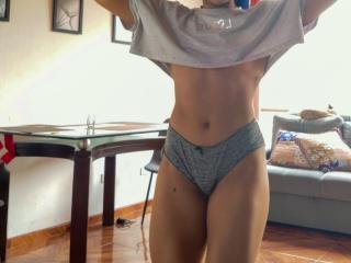 IsabellaMorello - Live porn &amp; sex cam - 23541973