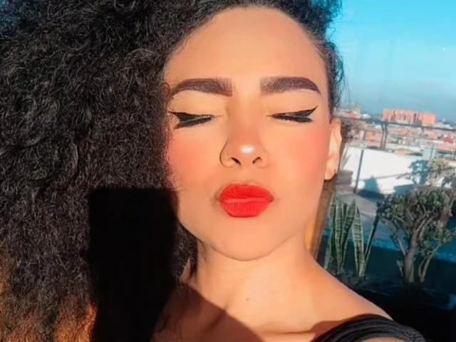 IsabellaMorello - Sexe cam en vivo - 23541989