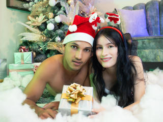 EmilyAndMaximo - Camera khiêu dâm &amp; quyến rũ trực tiếp - 23547489