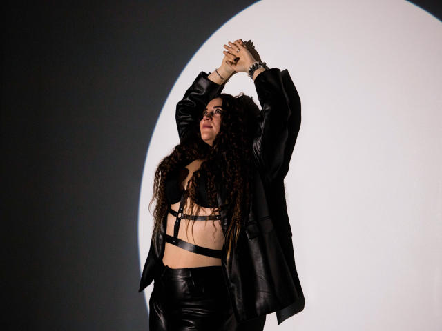 Besovskaya - Live porn &amp; sex cam - 23552397