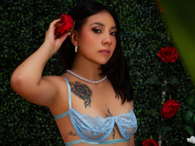 AlihaHadid - Live porn &amp; sex cam - 23553309