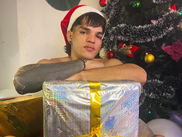 AlexBernal - Sexe cam en vivo - 23557785