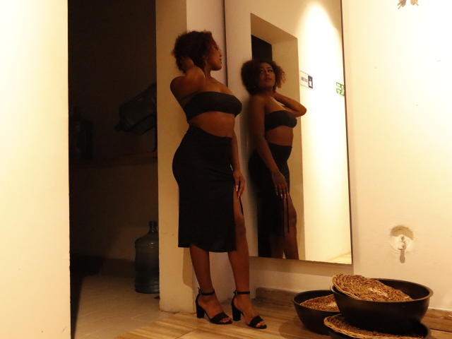 AmberQueeny - Live porn &amp; sex cam - 23558697