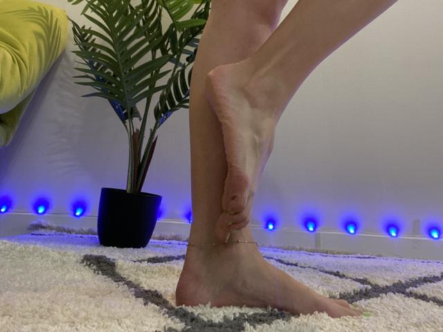 AlicePrings - Live porn &amp; sex cam - 23561301