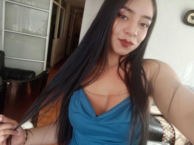 AlessiaEvans - Sexe cam en vivo - 23562205