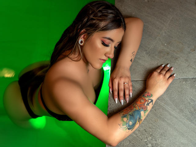 BellaLune - сексуальная веб-камера в реальном времени - 23564777