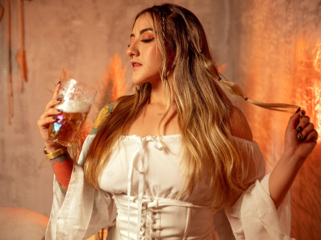 BellaLune - Live sex cam - 23564837