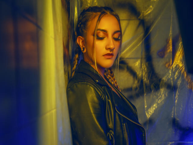 BellaLune - Camera khiêu dâm &amp; quyến rũ trực tiếp - 23564913