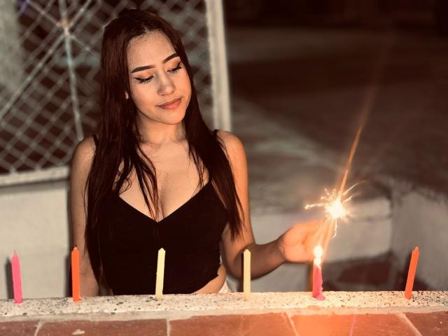 CelesteRusso - сексуальная веб-камера в реальном времени - 23565041