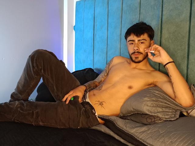 NoahSexy69 - Live porn &amp; sex cam - 23565409