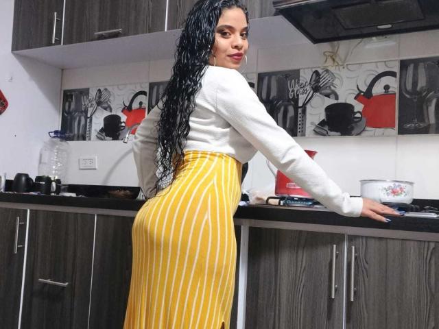 AshelyFiore - Live porn &amp; sex cam - 23567109