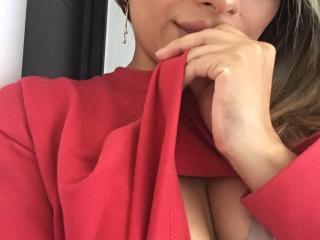 LaraHottie - Live porn &amp; sex cam - 23570877